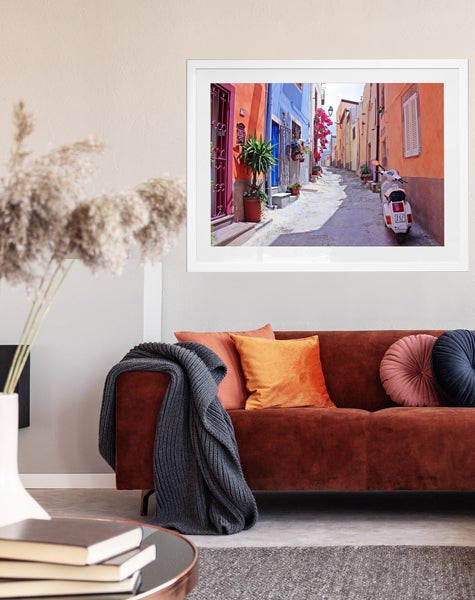 La Dolce Vita – Painted Walls & Vespa