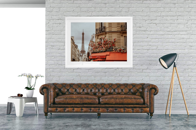 Paris Café Blooms – Le Recrutement