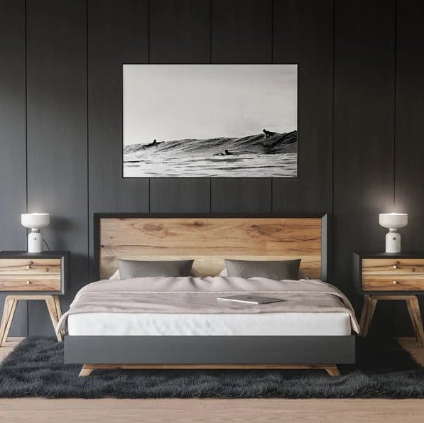Monochrome Swell