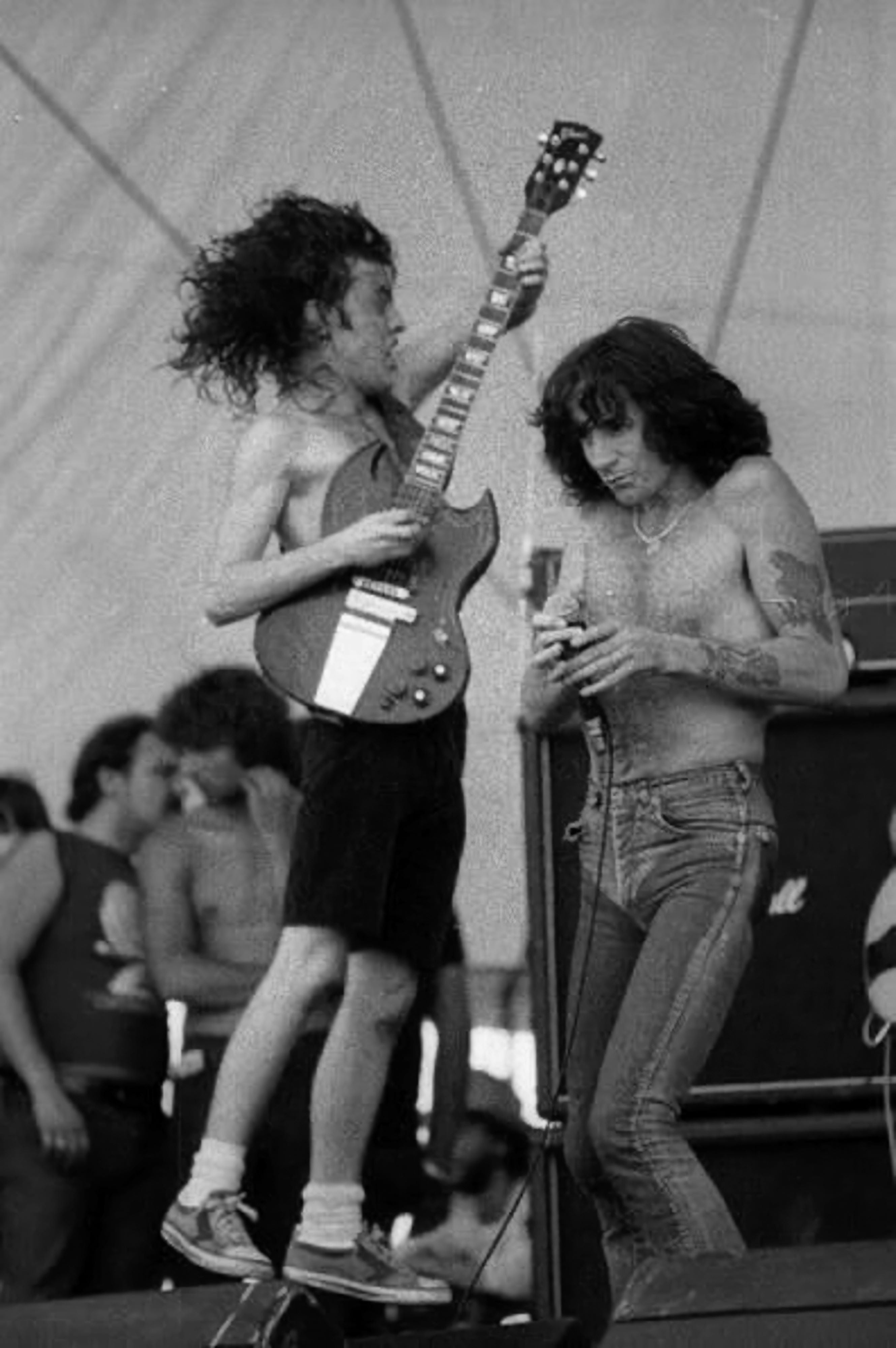 AC/DC - Bon Scott and Angus Young. (1978)