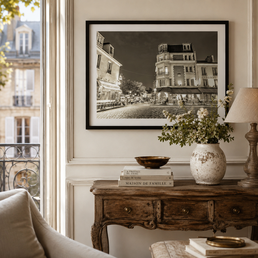 Café Glow in Montmartre