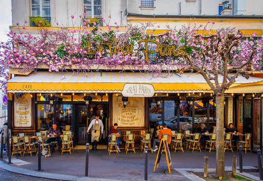 La Vie Paris - Cafe Charm